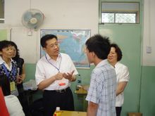 司法部副部长赵大程考察司法考试工作